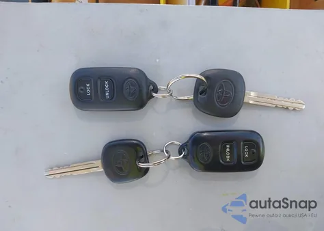 2007 Toyota Corolla S from USA, damaged, VIN 2T1BR30E77C845214